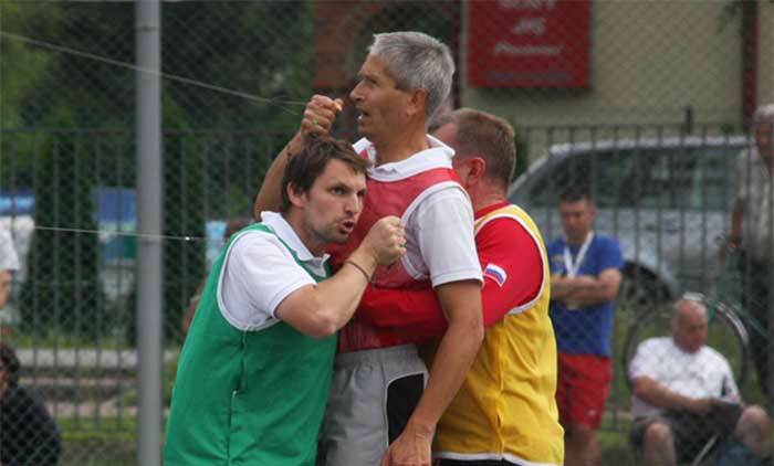 Une catégorie très physique! Ici en vert Pascal Surugue, et en rouge Thierry Ougen, finalistes des Championnats d'Europe 2011.